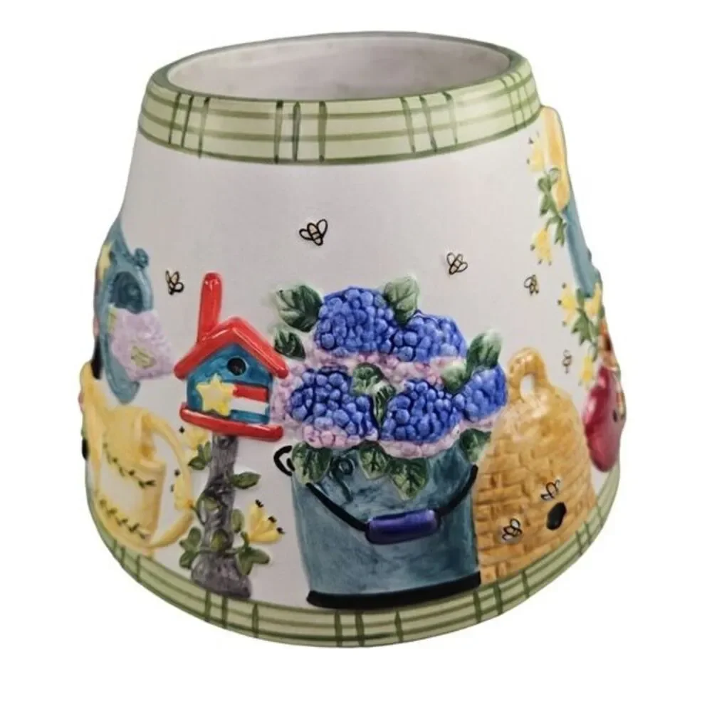 Yankee Candle Large Shade Spring Summer Birdhouse Bee Hive Flowers Embossed‎